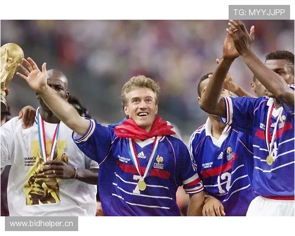 坎特 vs 马克莱莱:防守型后腰的传承 坎特 vs 马克莱莱:防守型后腰的传承