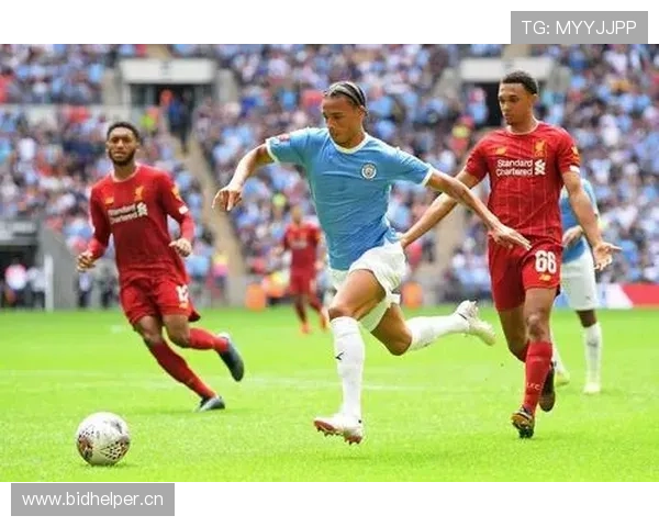 莱奥 vs 萨内：边路突破效率与防守应对差异