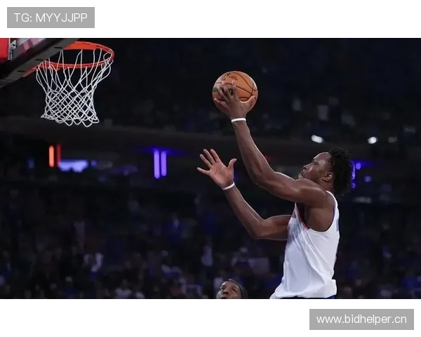 布伦森挡拆主动出球效率提升明显 拉开球队进攻空间