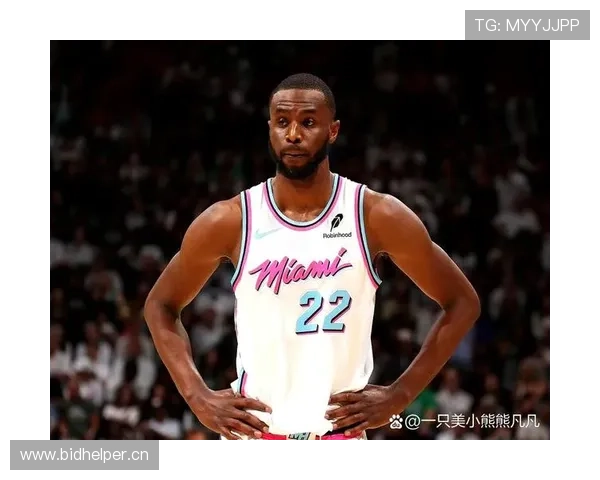 米切尔·罗宾逊内线护筐提升防守效率明显，领先同位置对手